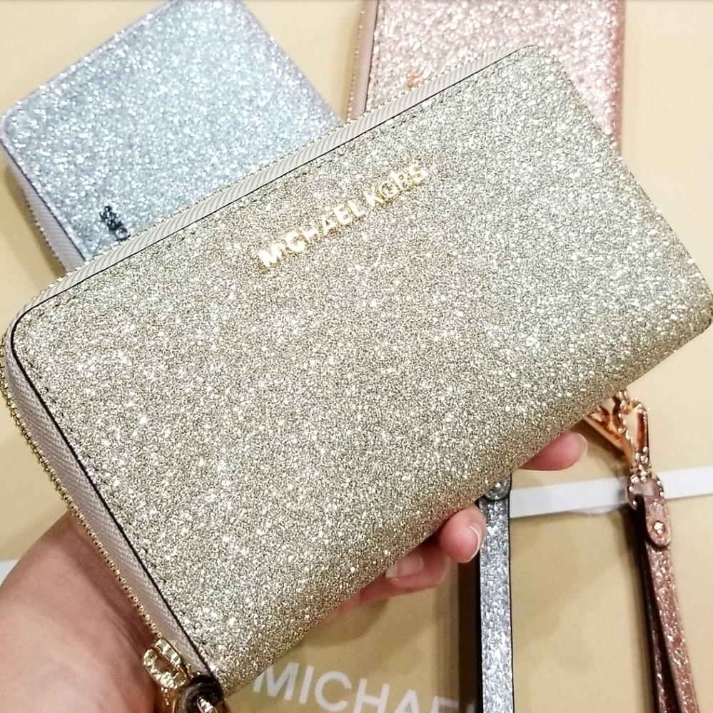 🔥LAST 1🔥NWT MK GLITTER LEATHER WRISLET WALLET - Picture 7 of 8